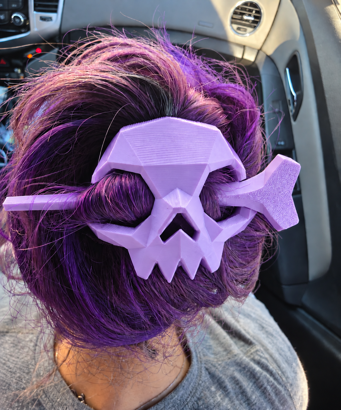 Skull 3D printed Halloween hair pin