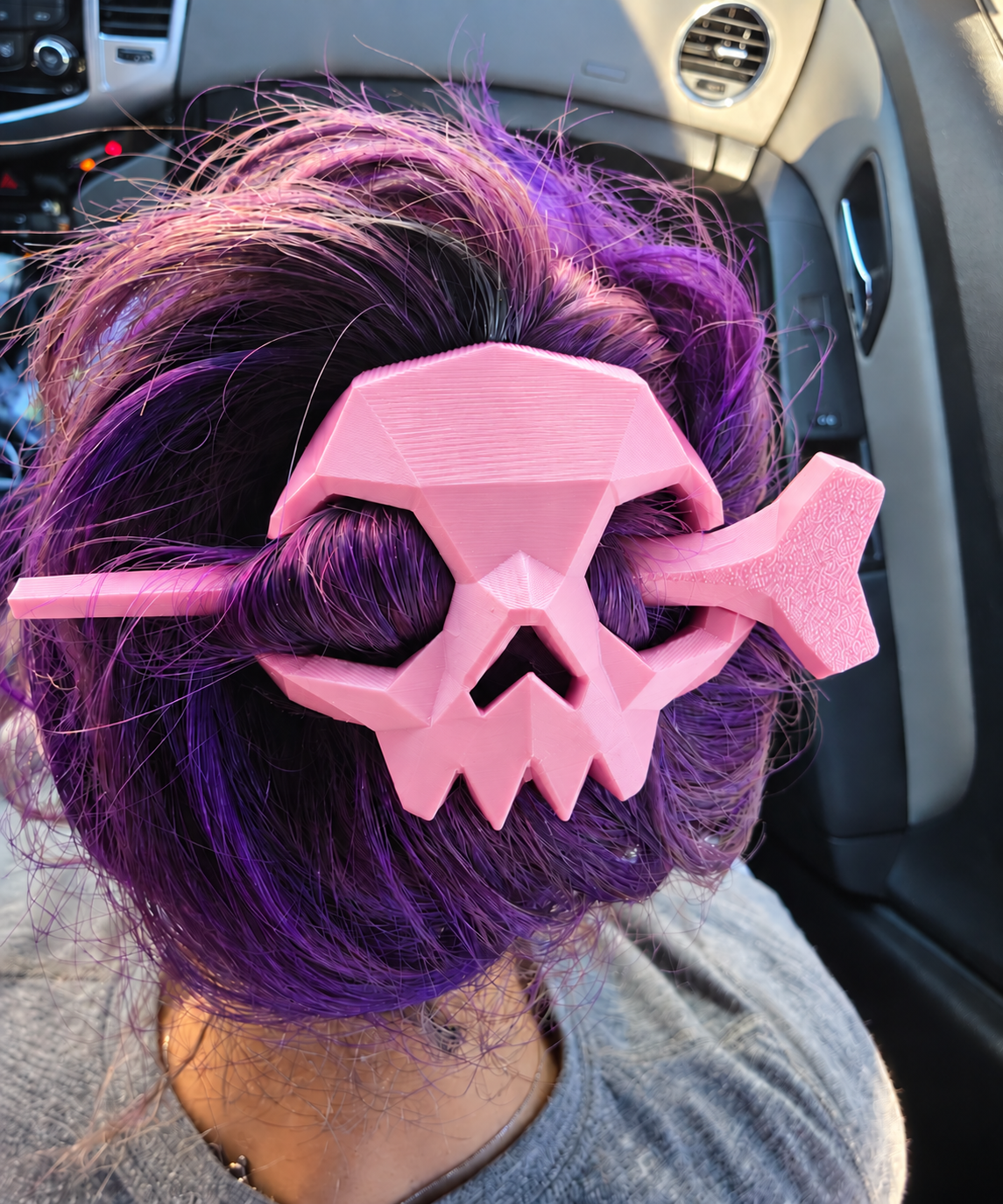 Skull 3D printed Halloween hair pin